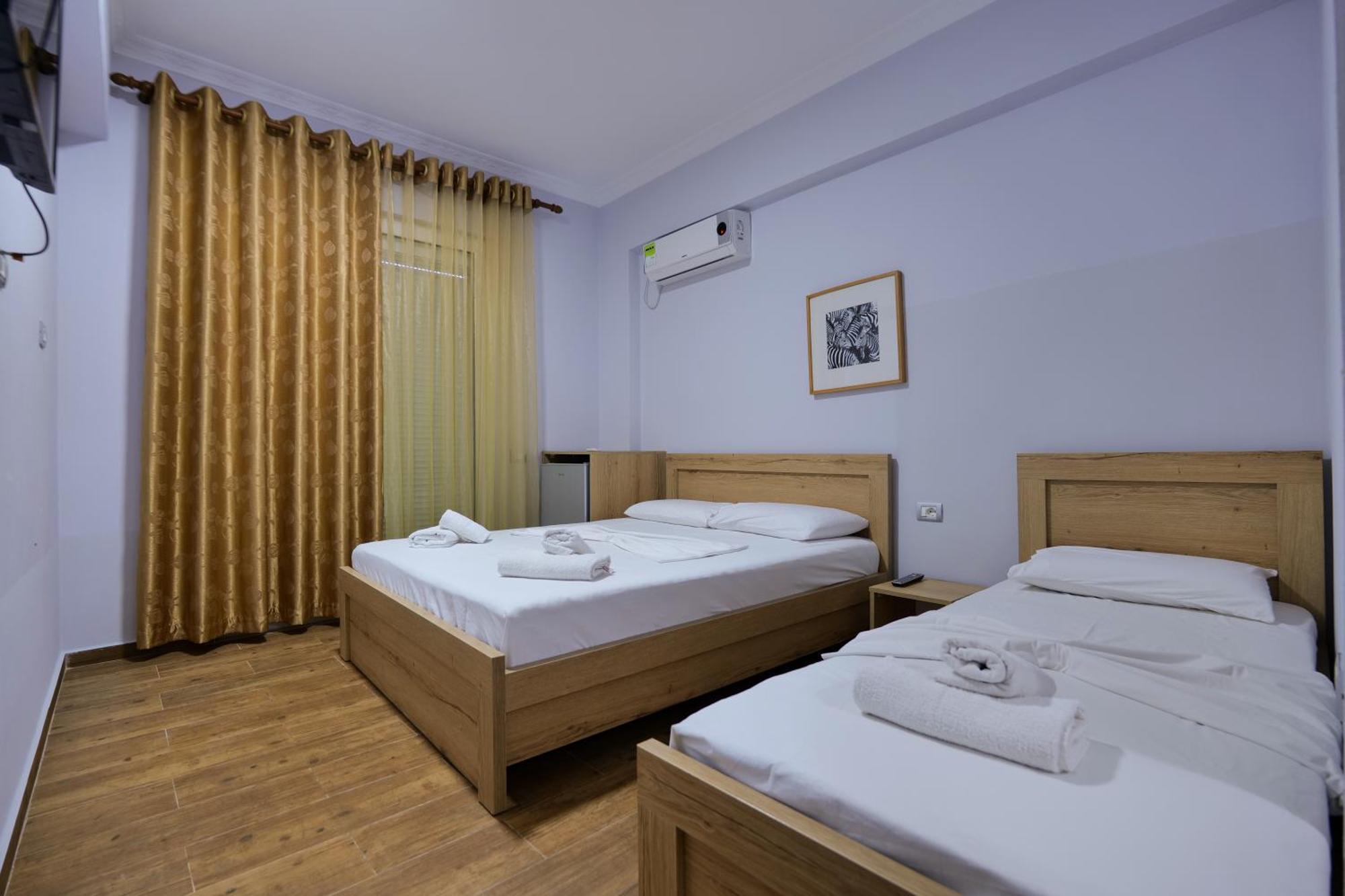 Hotel Billy Himare Esterno foto