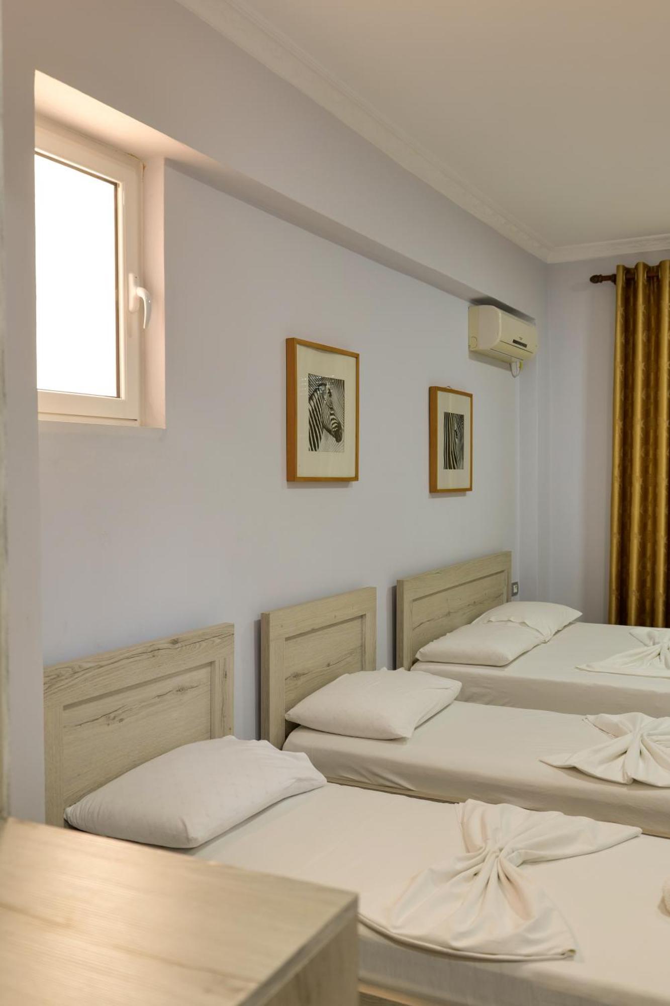 Hotel Billy Himare Esterno foto